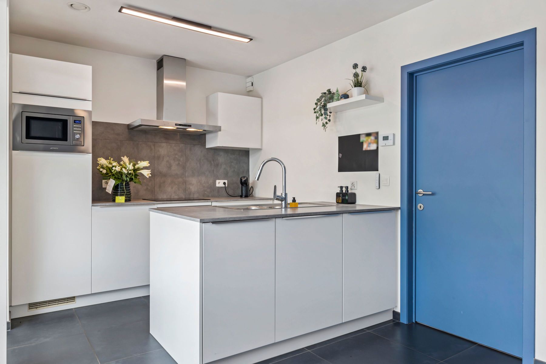 Energiezuinige woning met garage, zonnepanelen en airco foto 6