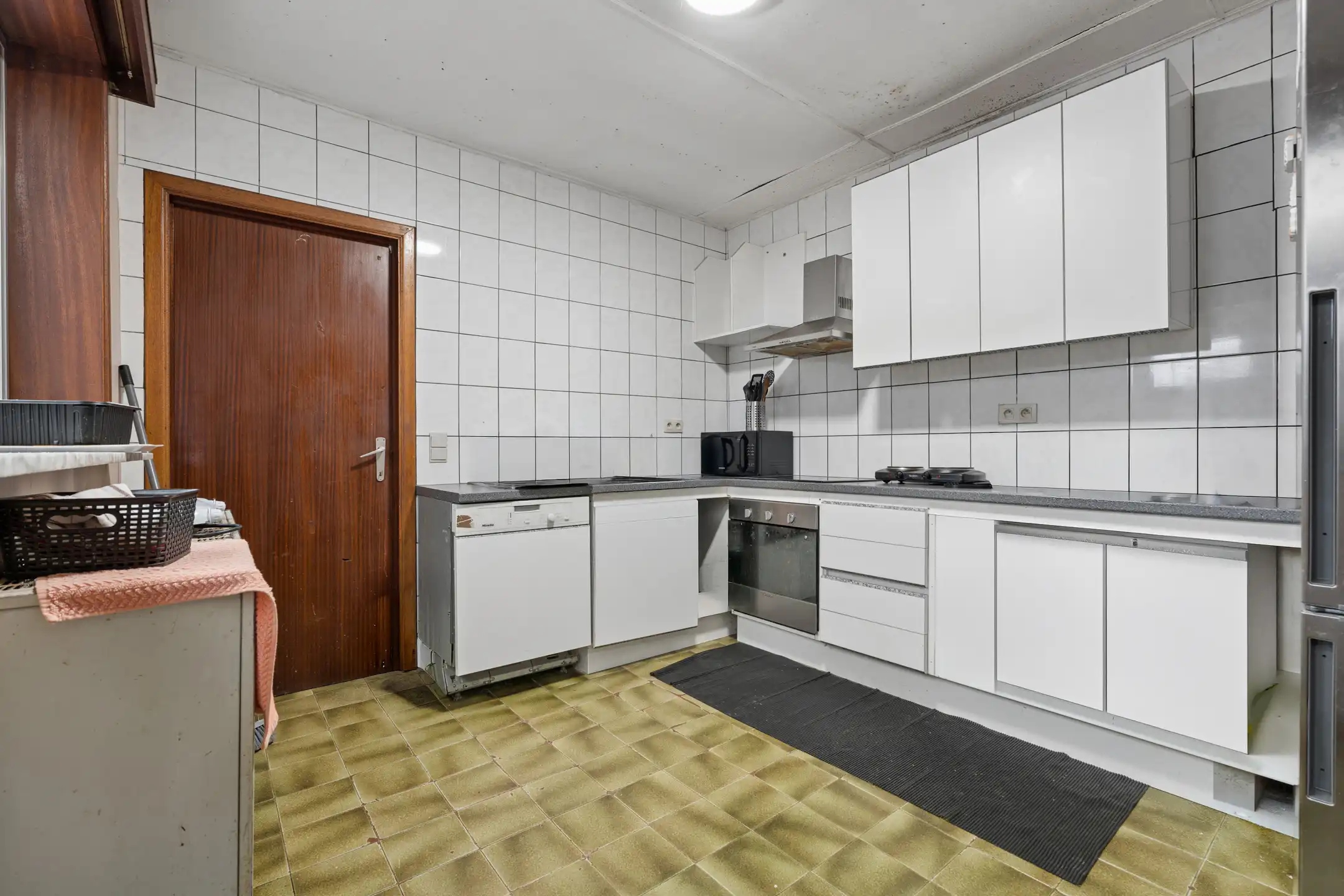 3-gevelwoning nabij Okegem dorp en station foto 6