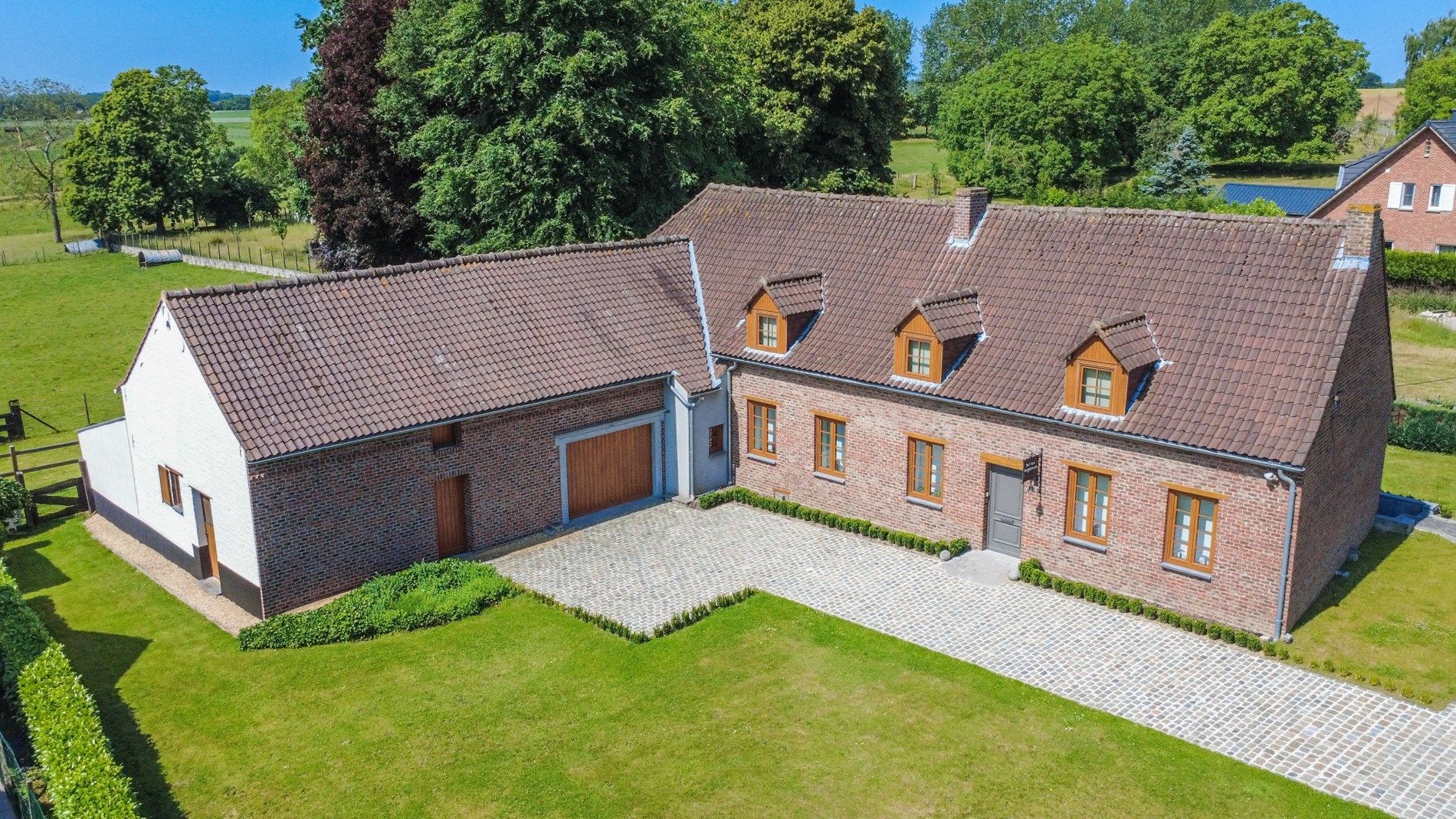 Hoofdfoto van de publicatie: Een uiterst charmante hoevewoning te Pepingen (Elingen)!