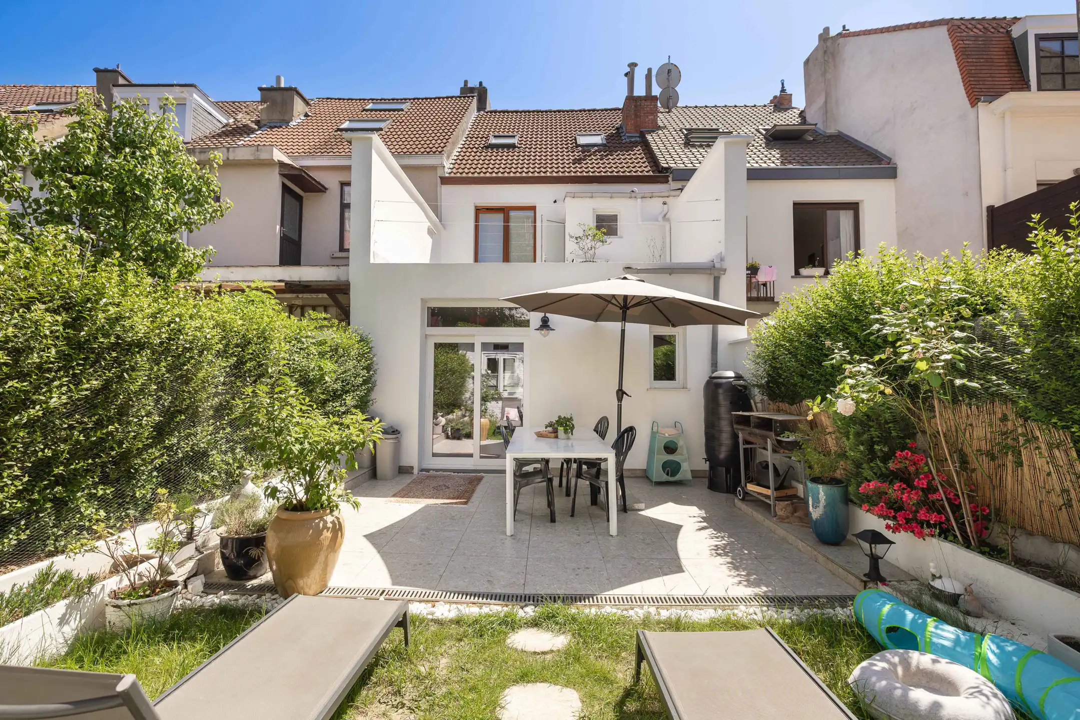 Charmant huis met 4 slaapkamers  foto 3