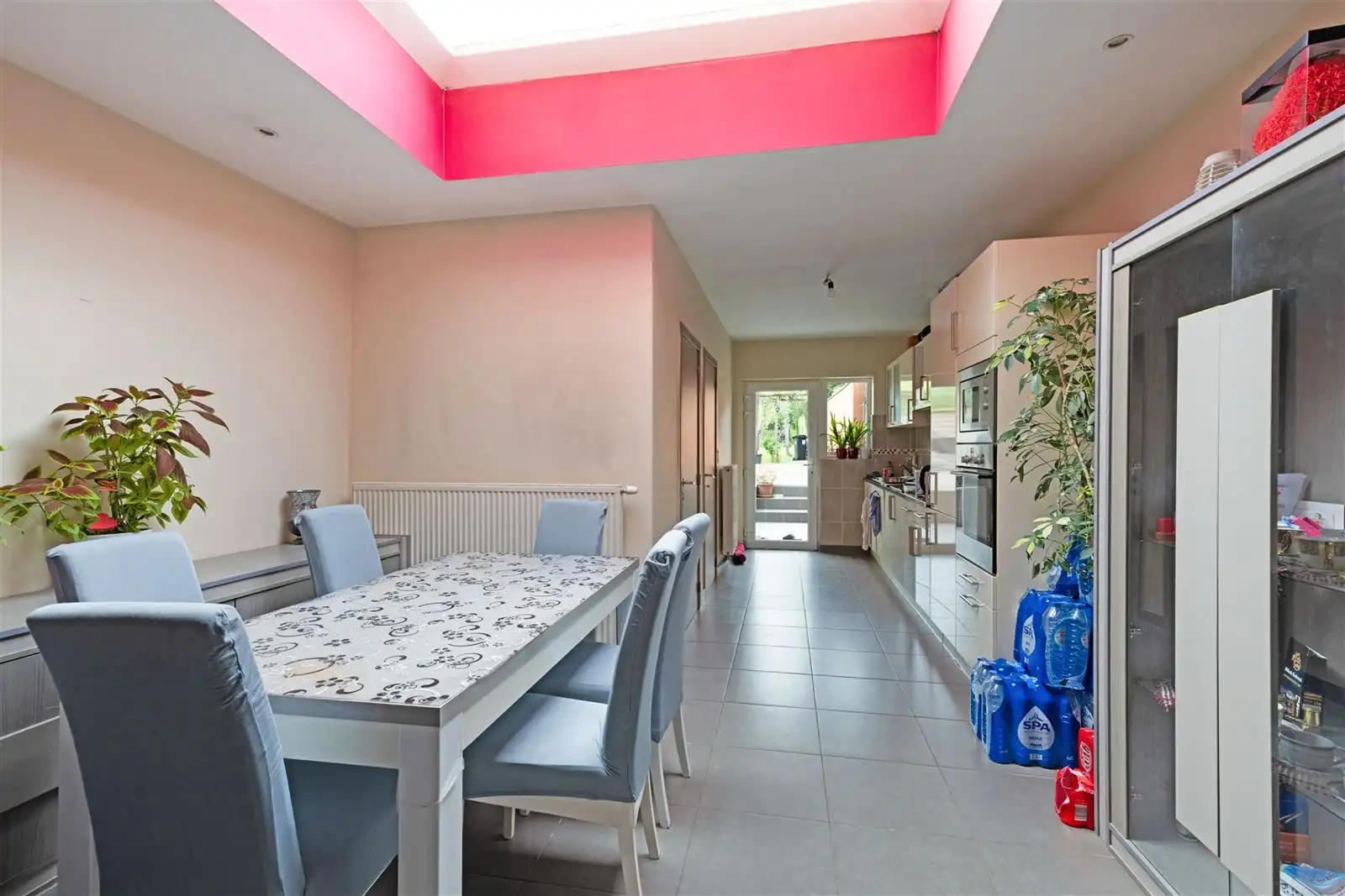Instapklare woning met ruime tuin op topligging in Aalst foto 5