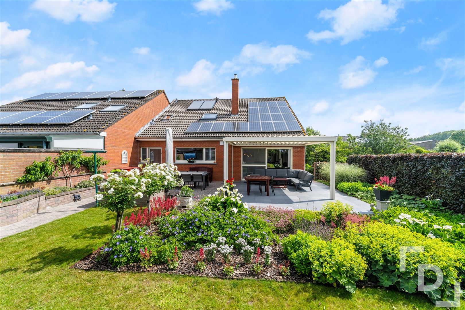 Instapklare HOB te koop in rustige wijk te Dikkebus. foto 25