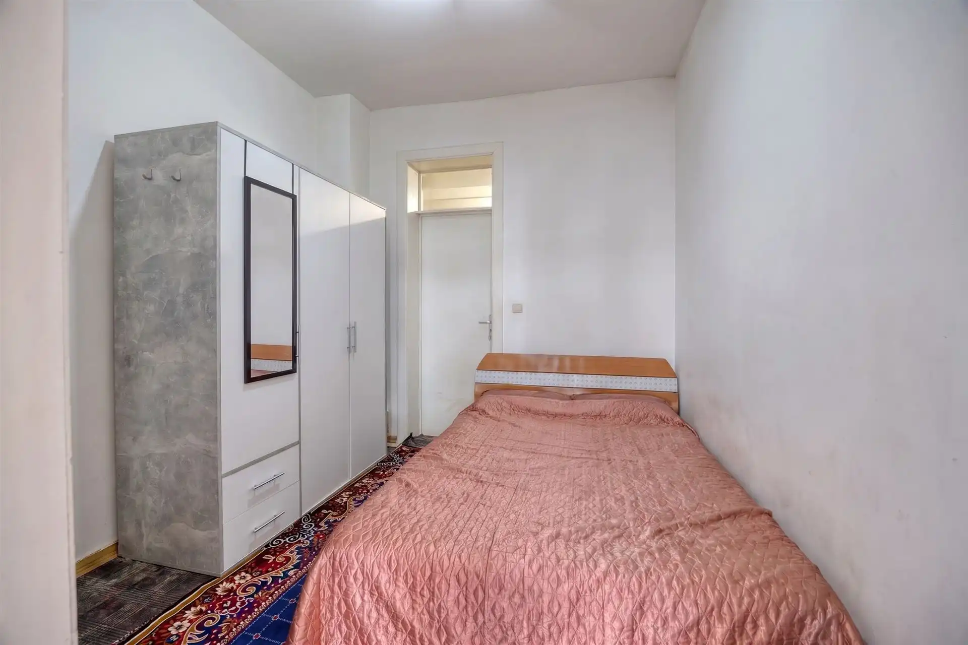 Ruime woning, momenteel ingericht als 4 studio's! foto 11