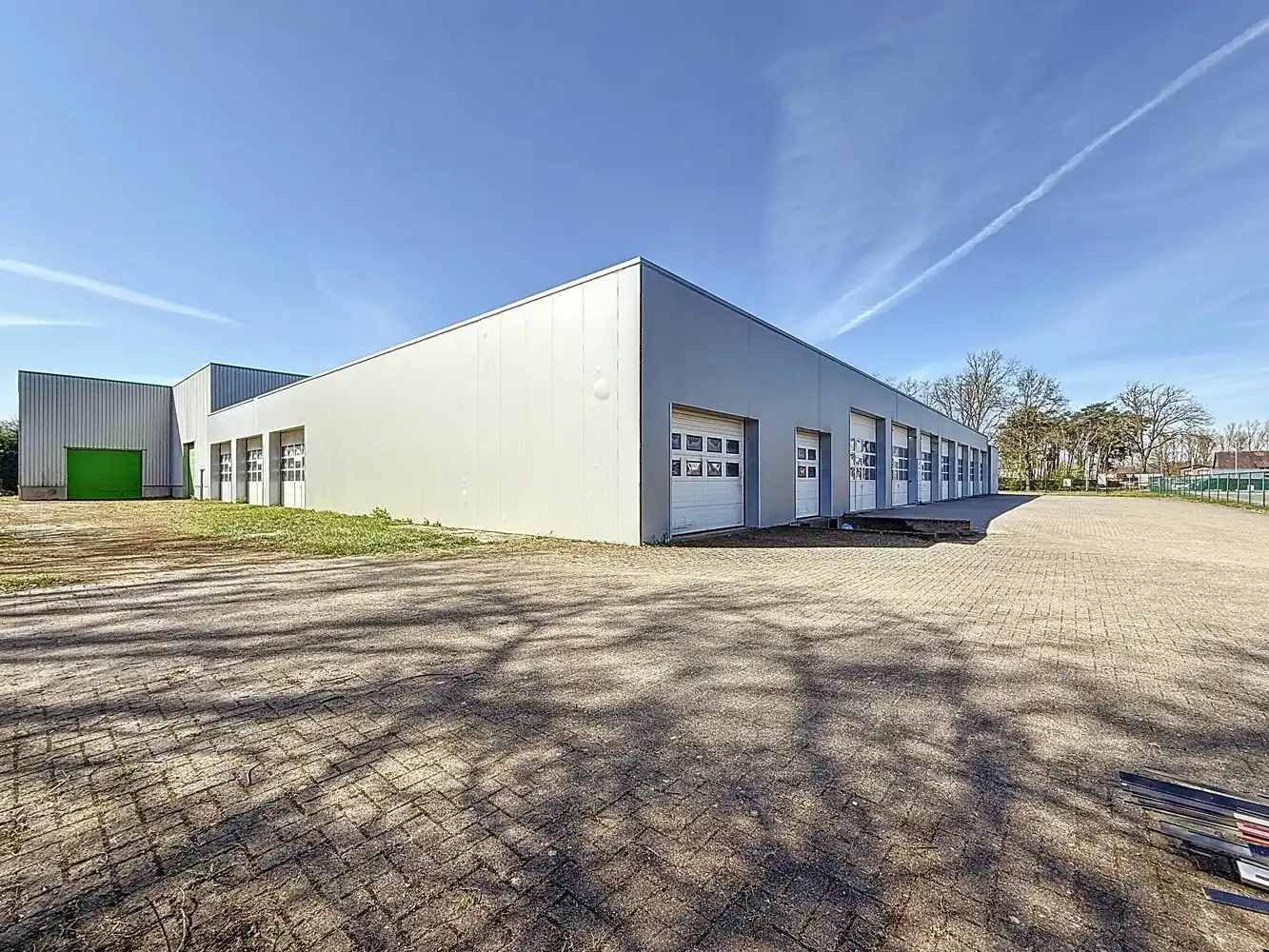 3400m² bedrijfsgebouw op 99a85ca foto 3