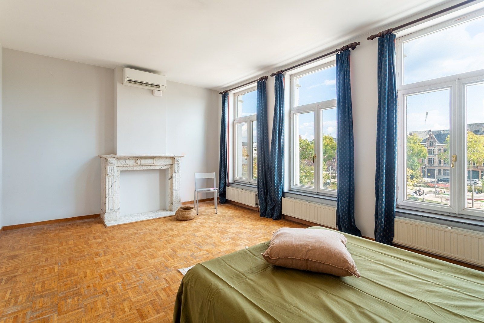 Charmante herenwoning of kantoorgebouw met zicht op de Waalsekaai foto 21