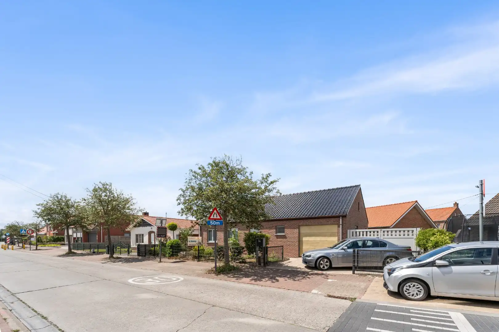 Instapklare gelijkvloerse villa te koop in hartje Vosseslag - De Haan! foto 24