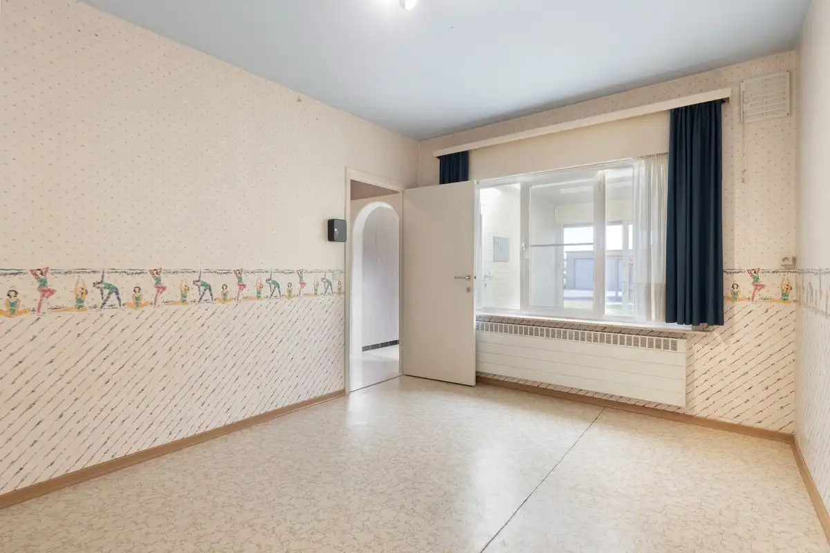 Gelijkvloers appartement met 2 slaapkamers, terras en tuin foto 15