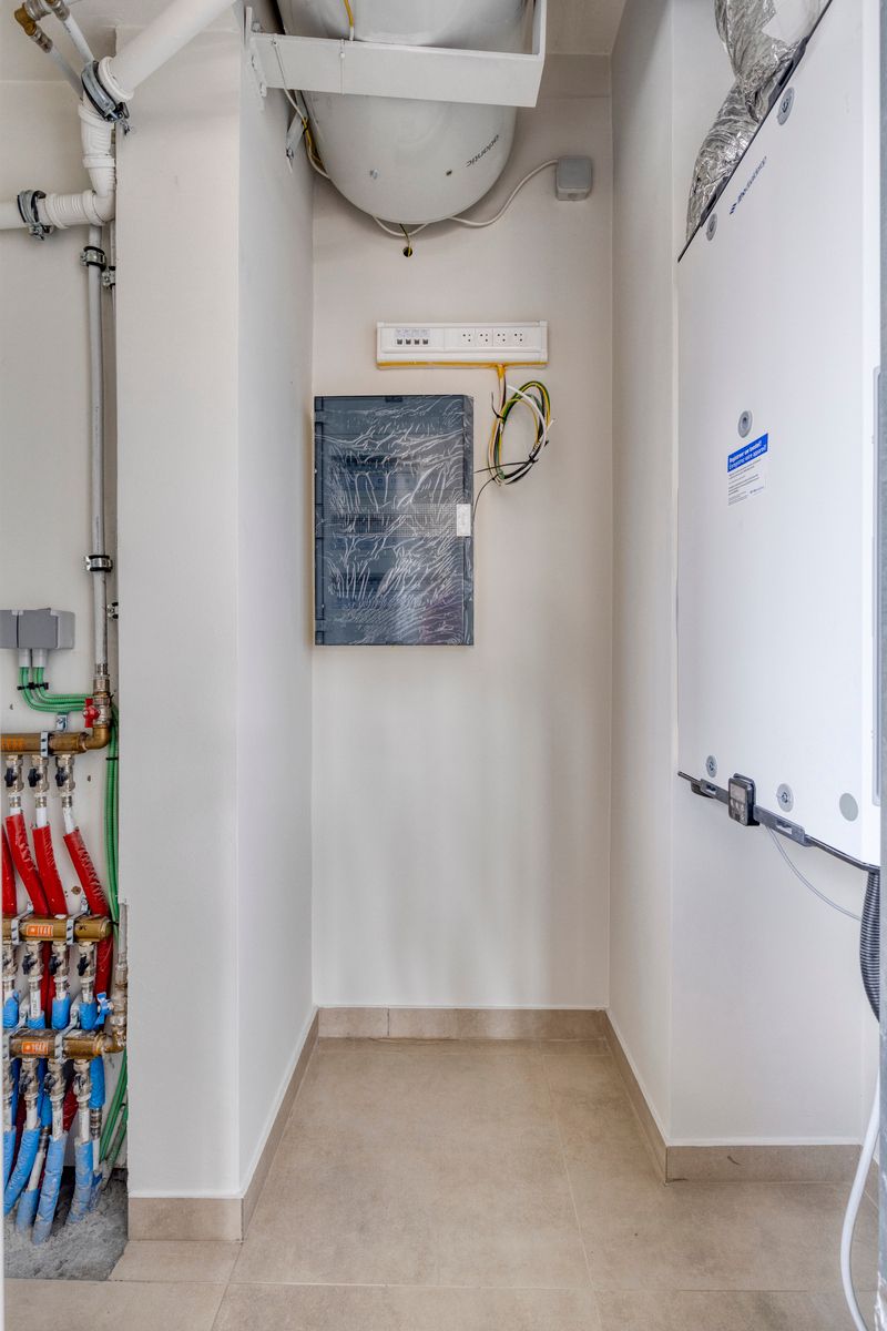 Stijlvol appartement  in hartje Zeveneken! foto 7