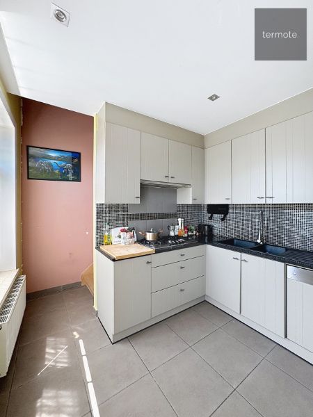 étage-woning foto 6