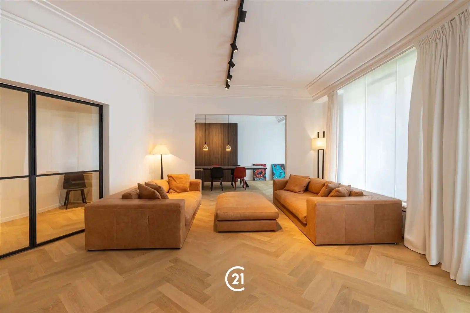 CAMBRE – Uitzonderlijk luxueus gelijkvloersappartement met tuin tegenover Ter Kamerenbos

  foto 22