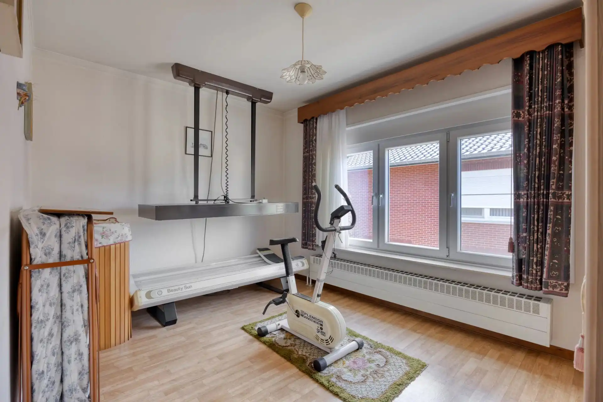 LICHTRIJKE SPLIT-LEVEL WONING MET 3 SLK'S OP HOEKPERCEEL VAN 8A13CA IN NEEROETEREN foto 20