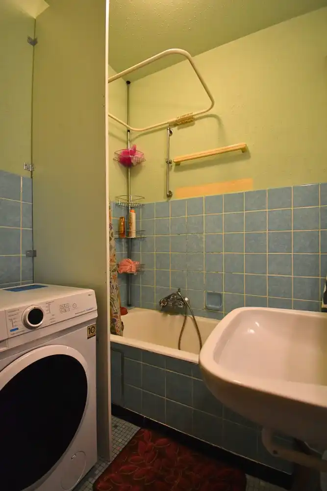 Ruim 2-kamer appartement met terras en autostaanplaats foto 7