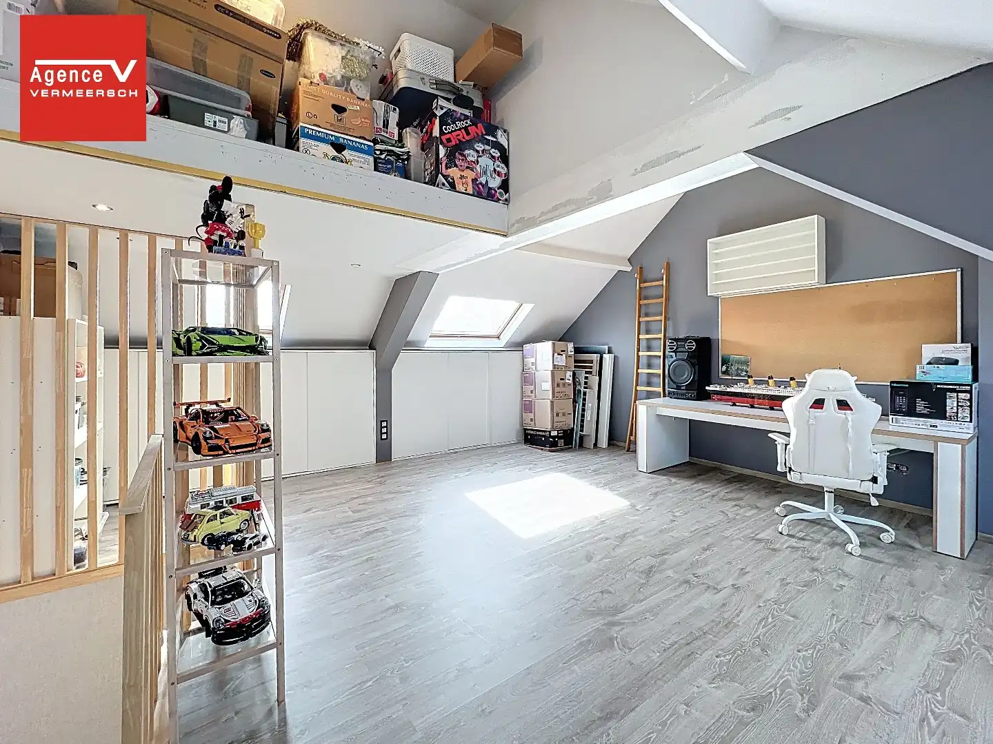 Zonnig georiënteerde instapklare gezinswoning in rustige buurt.  foto 18