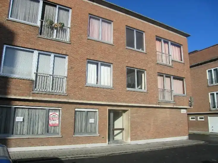 Garage te huur Oude Kasteelstraat 12 - 8500 Kortrijk