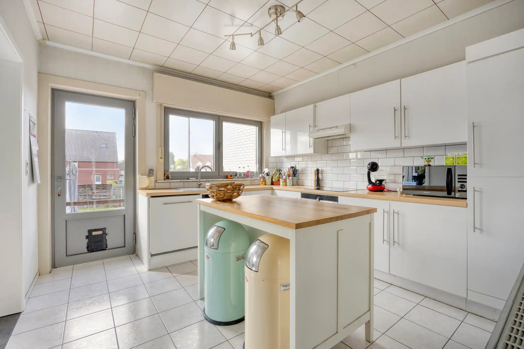 Woning met 6 slaapkamers en praktijkruimte te Gelrode foto 7