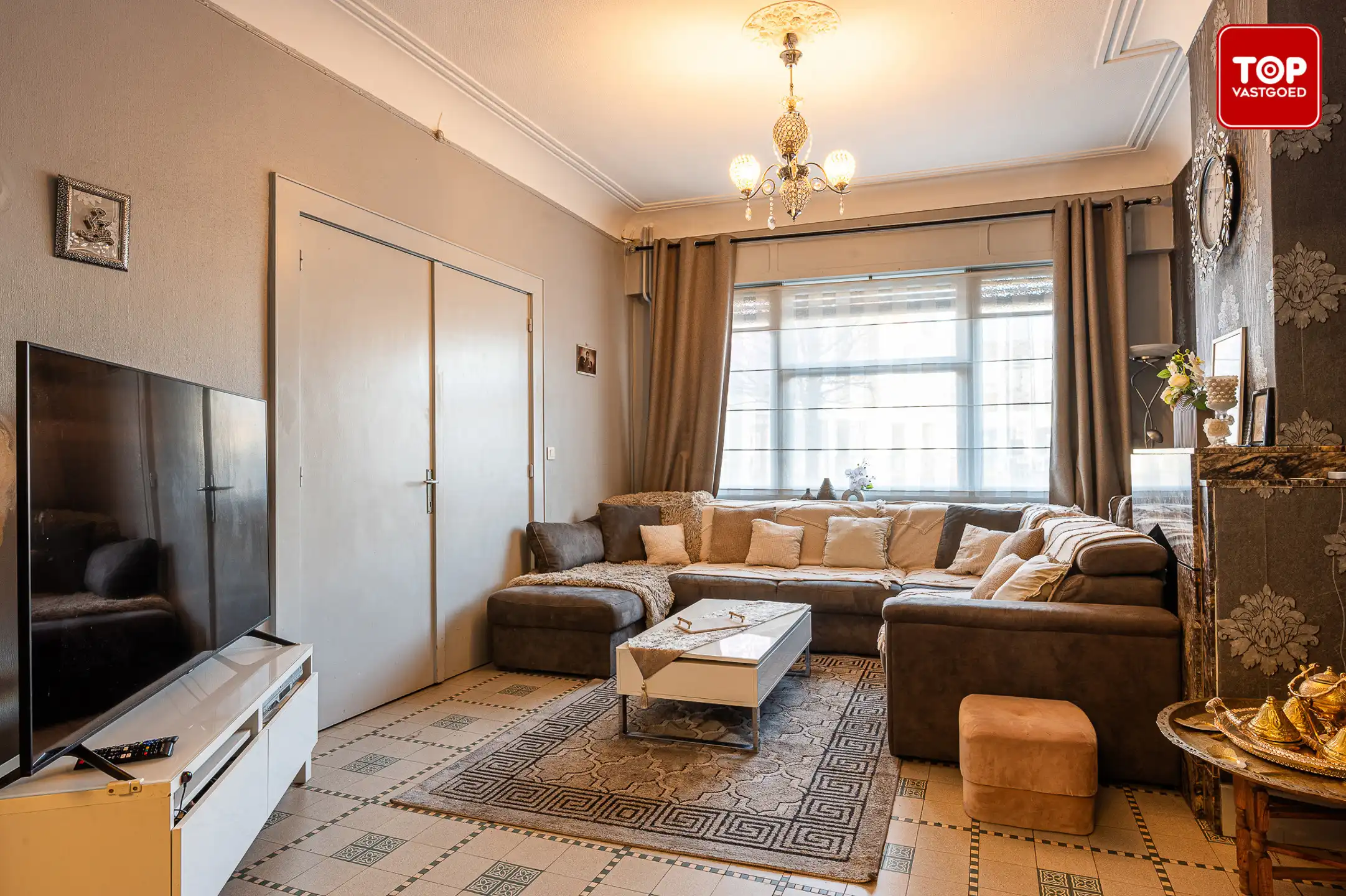 Gezinswoning te koop in hartje Deinze foto 4