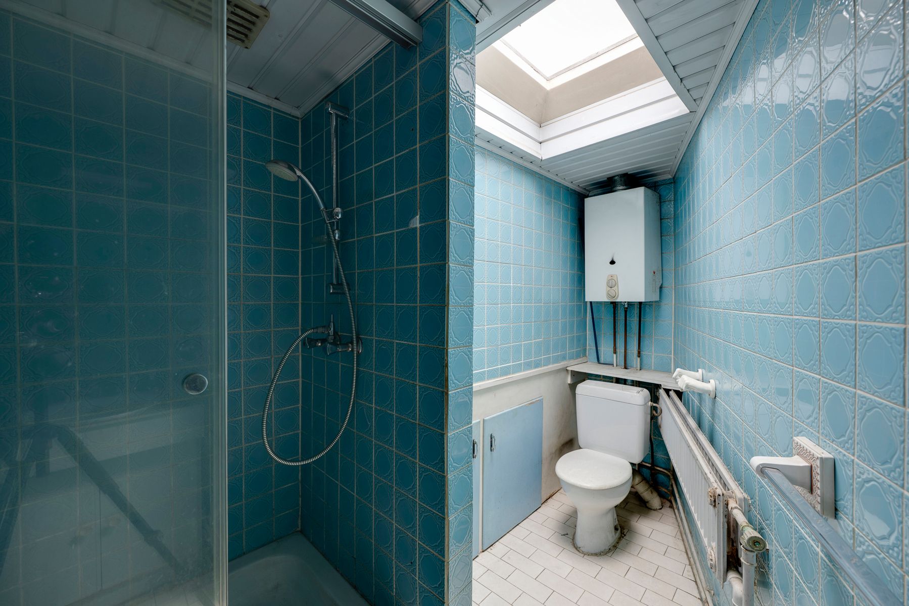 Te renoveren herenhuis met garage in hartje Markgravebuurt foto 6