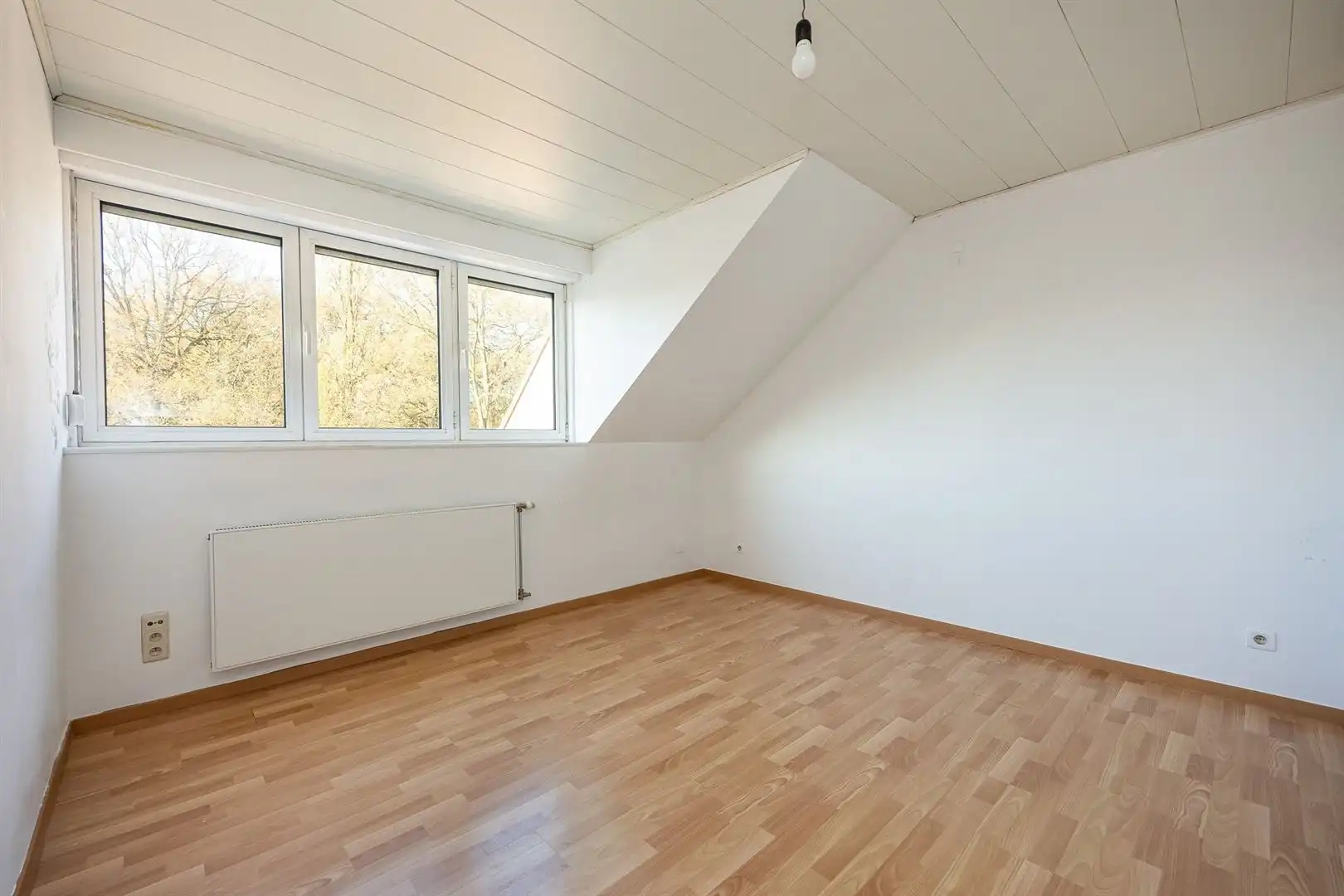 Woning met tuin en garage(s) foto 18