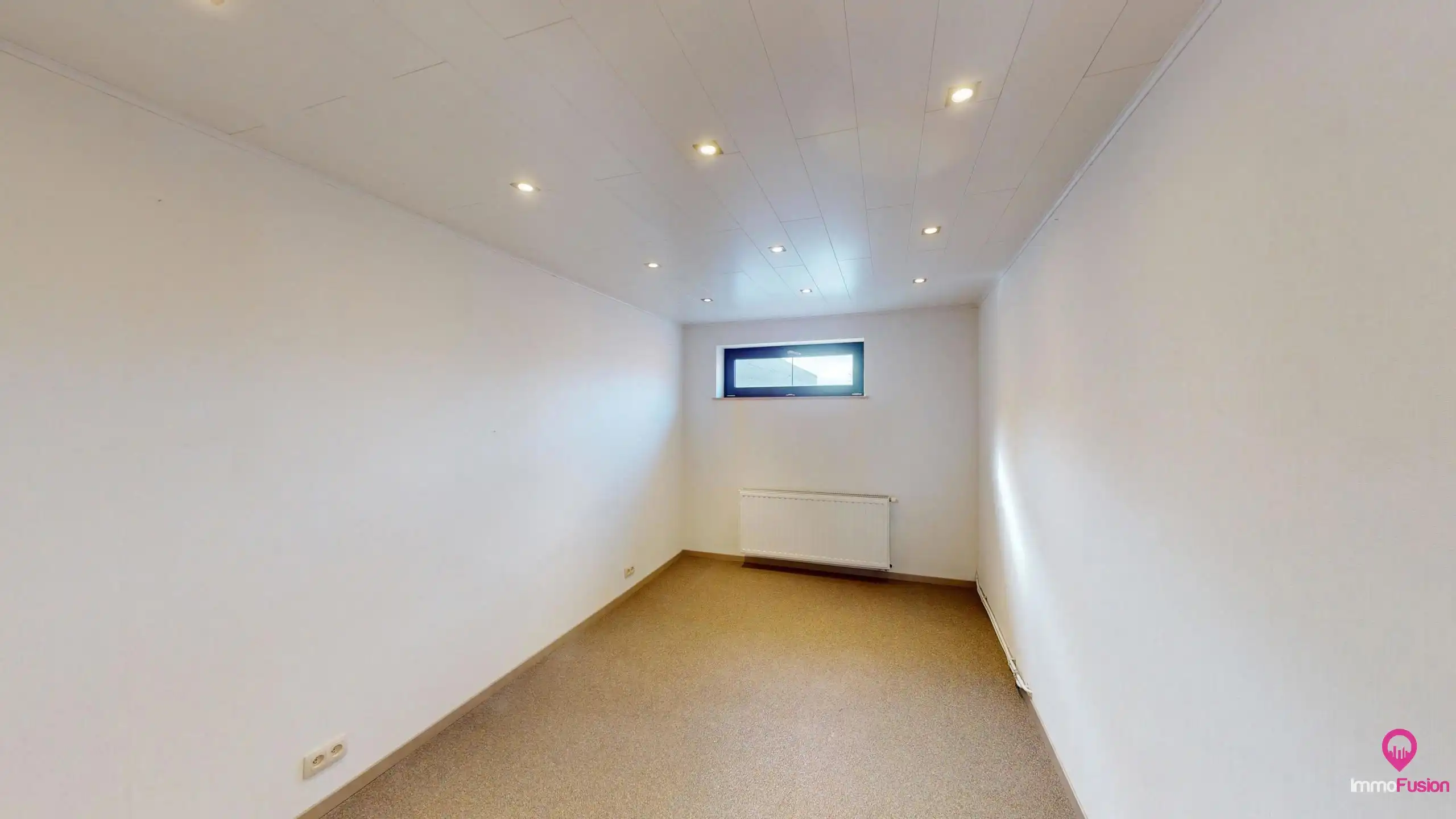 Strategisch gelegen woon-werkpand met ruime studio! foto 10