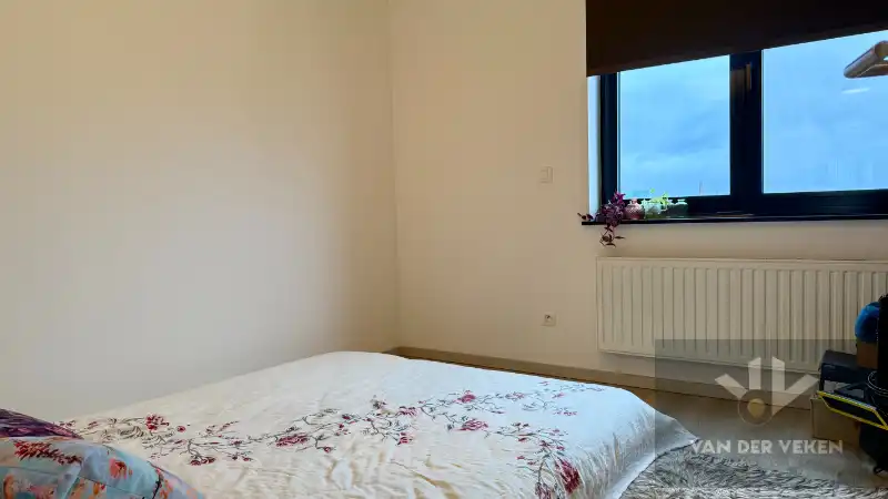 GEZELLIG 2-SLPK APPARTEMENT OP EEN TOP LOCATIE! foto 8