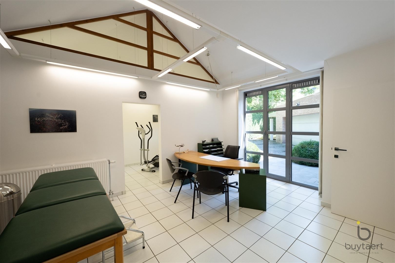 Wonen én werken in luxe familiewoning in begeerde Vriesdonkwijk foto 29