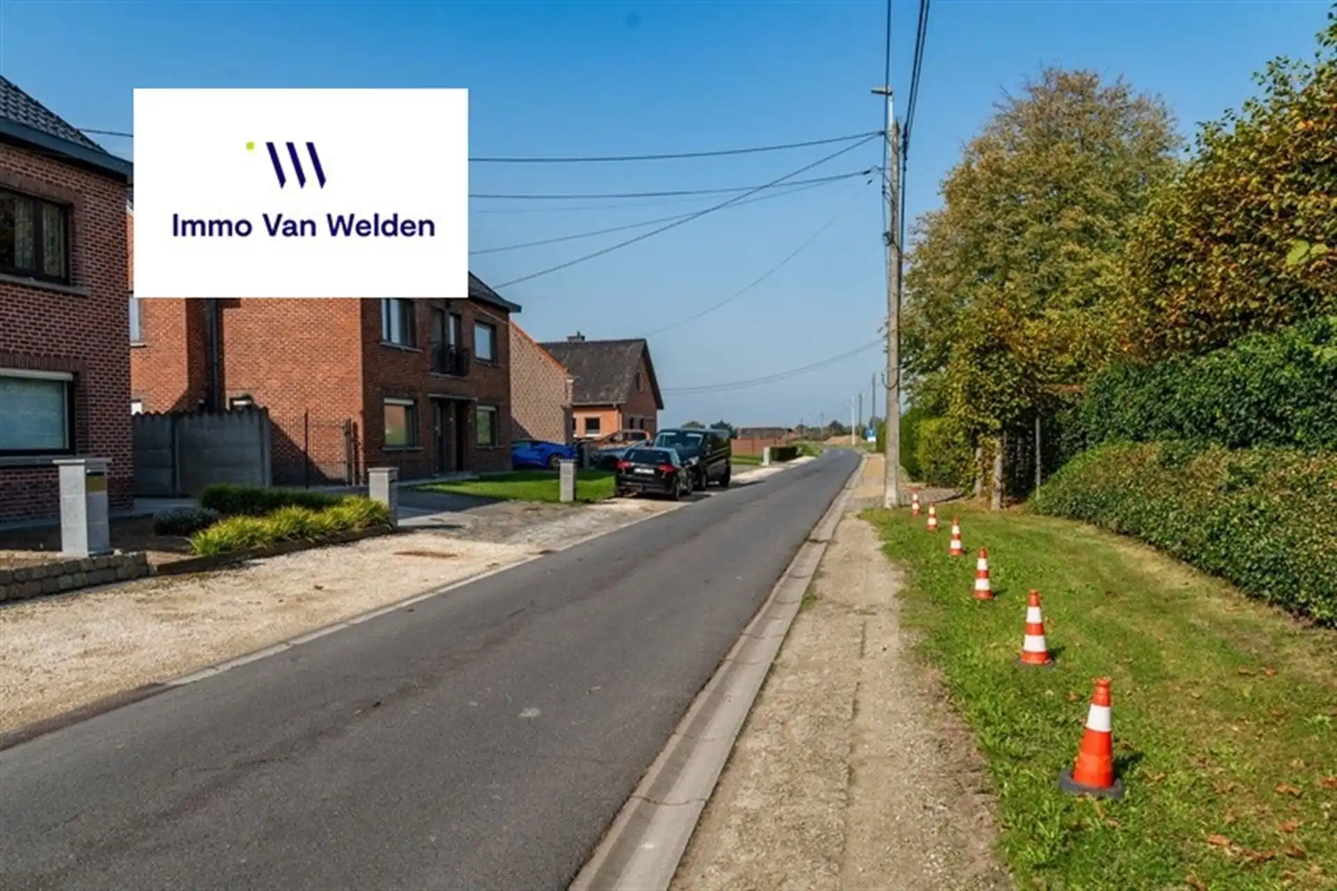 Te moderniseren halfopen woning met tuin en garage op 629 m² in Ouwegem. foto 18