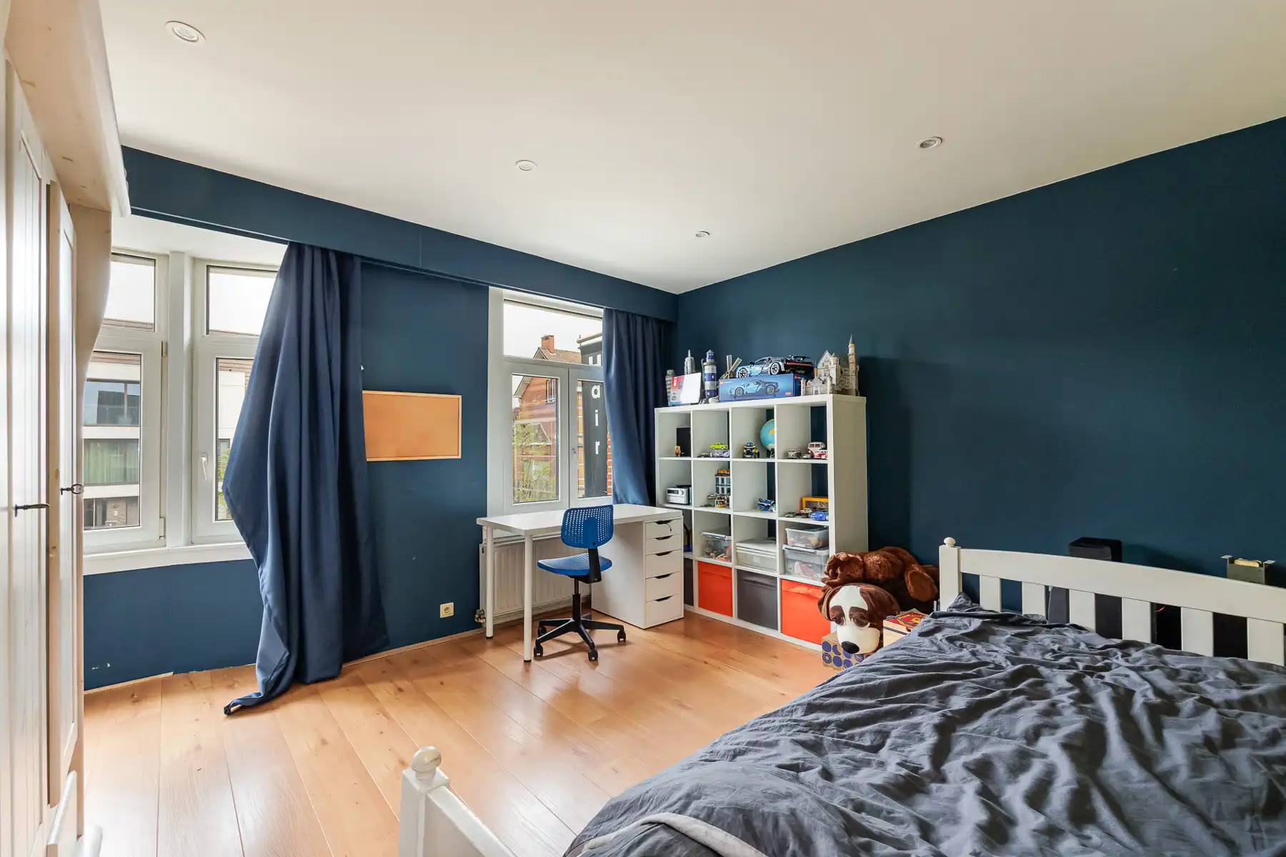 Handelshuis met 7 slaapkamers in het centrum van Stabroek! foto 14