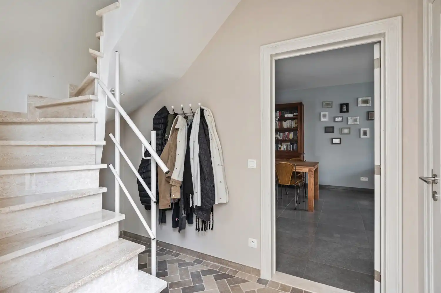 TOPLOCATIE! H.O.B. MET 4 SLK, GARAGE EN TUIN! foto 11