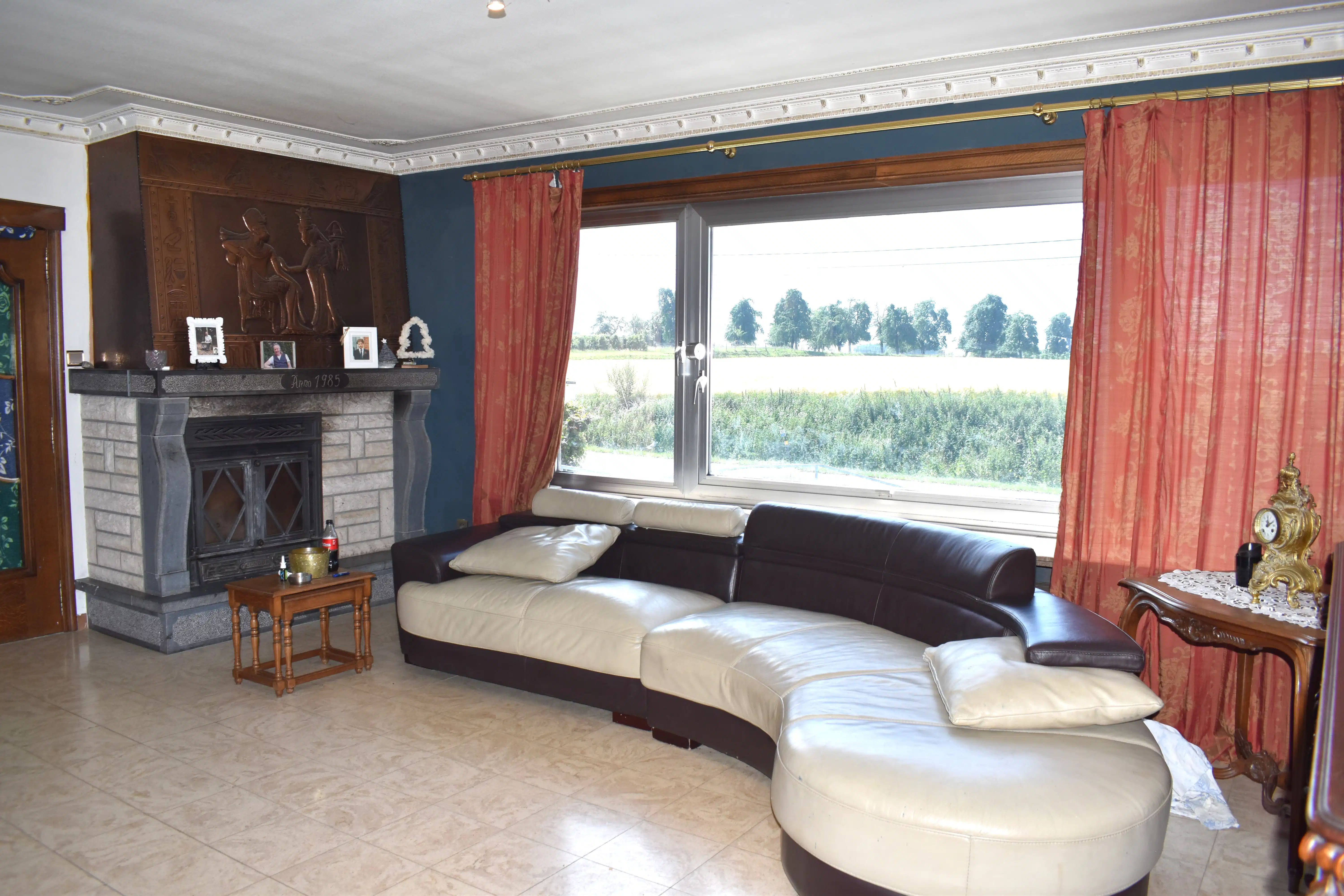 Ruime karaktervolle woning met 5 slaapkamers foto 5