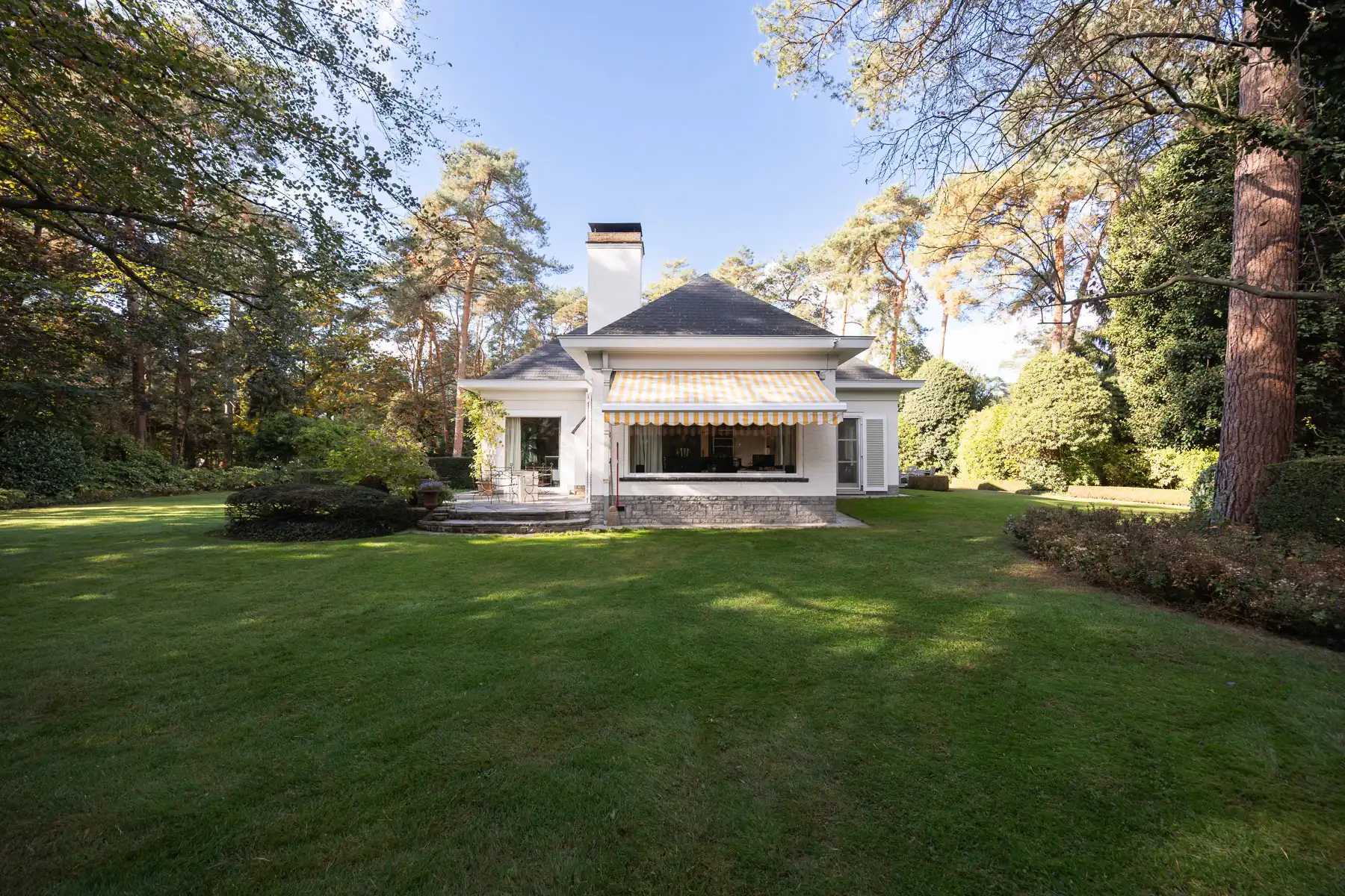 Exclusieve villa met 5 slpk op ruim groen perceel foto 26