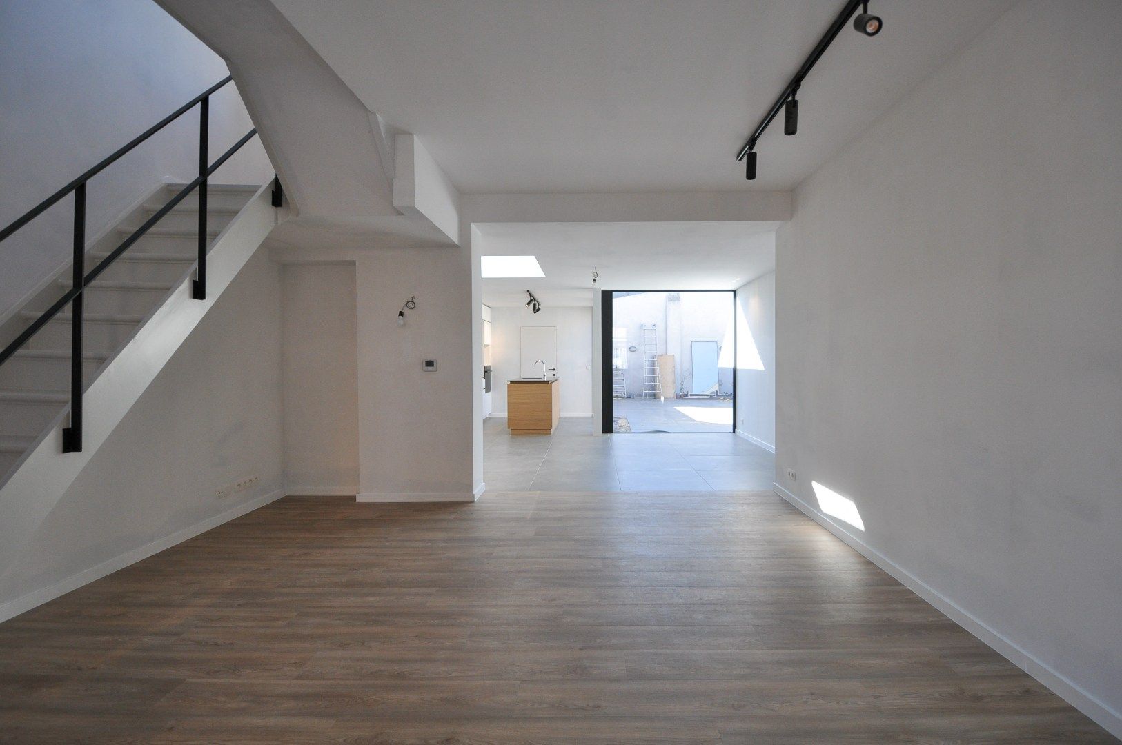 Gerenoveerde woning met 3 slaapkamers te Kristus-Koning foto 9