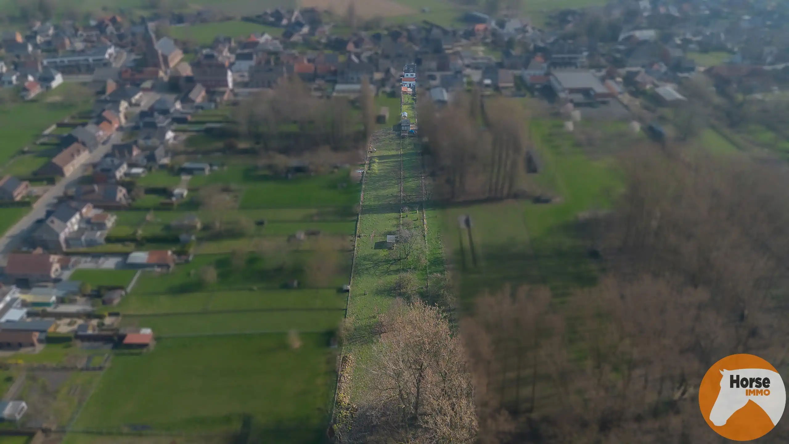 HELDERGEM - Gezellige woning met tuin, weide en stallen foto 31