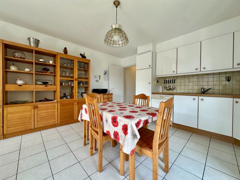 Gezellig appartement met uitstekende ligging en zuidgericht terras foto 9