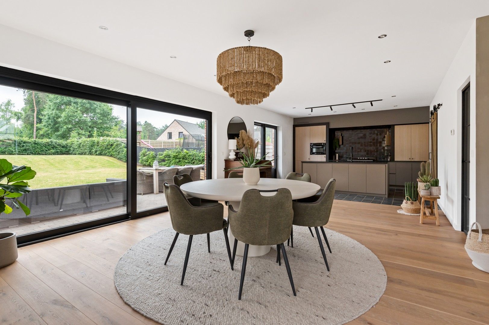 Vrijstaande woning (2016) met zuidtuin in doodlopende straat foto 4