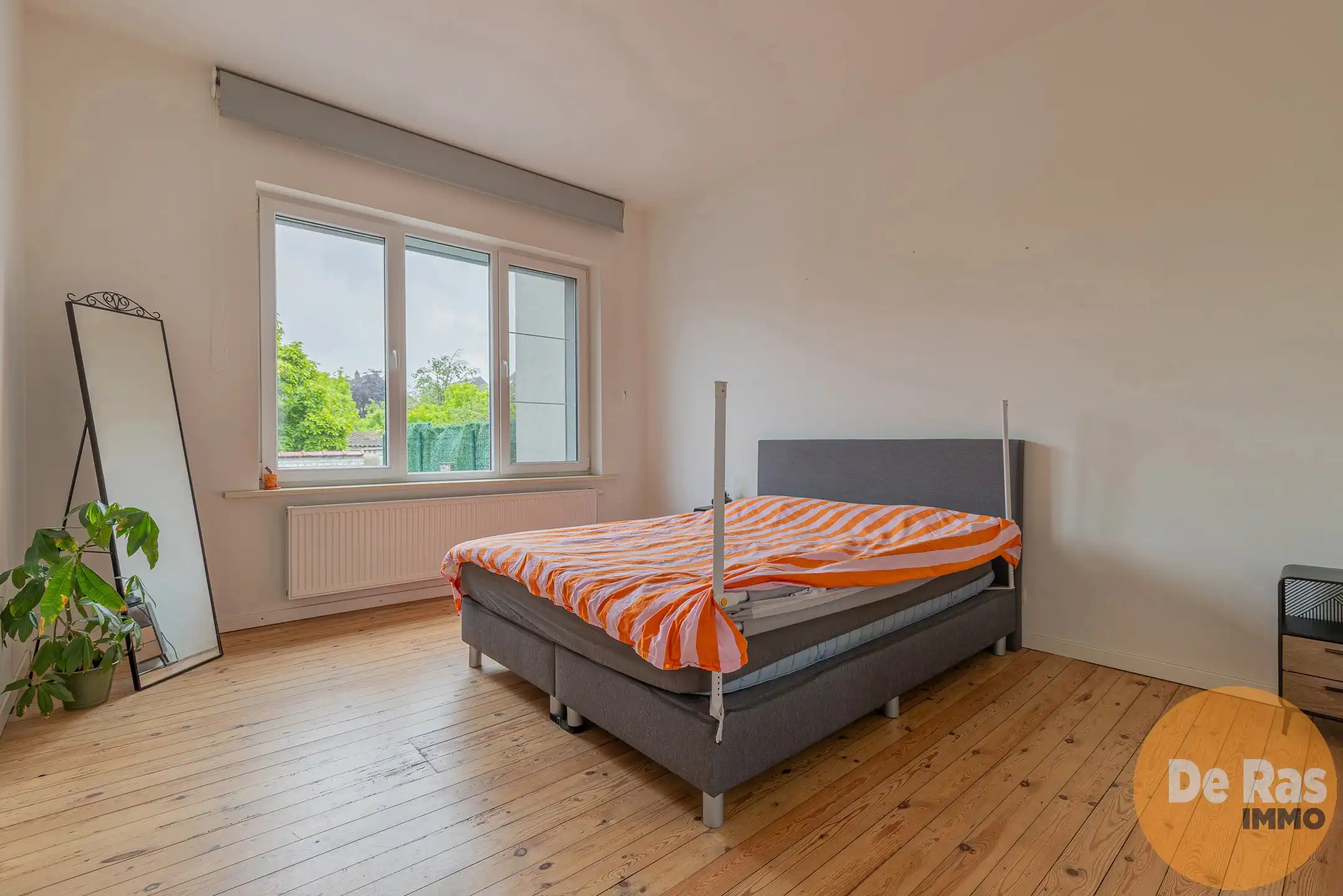AALST - Ruime, karaktervolle stadswoning met 4 slpks foto 11