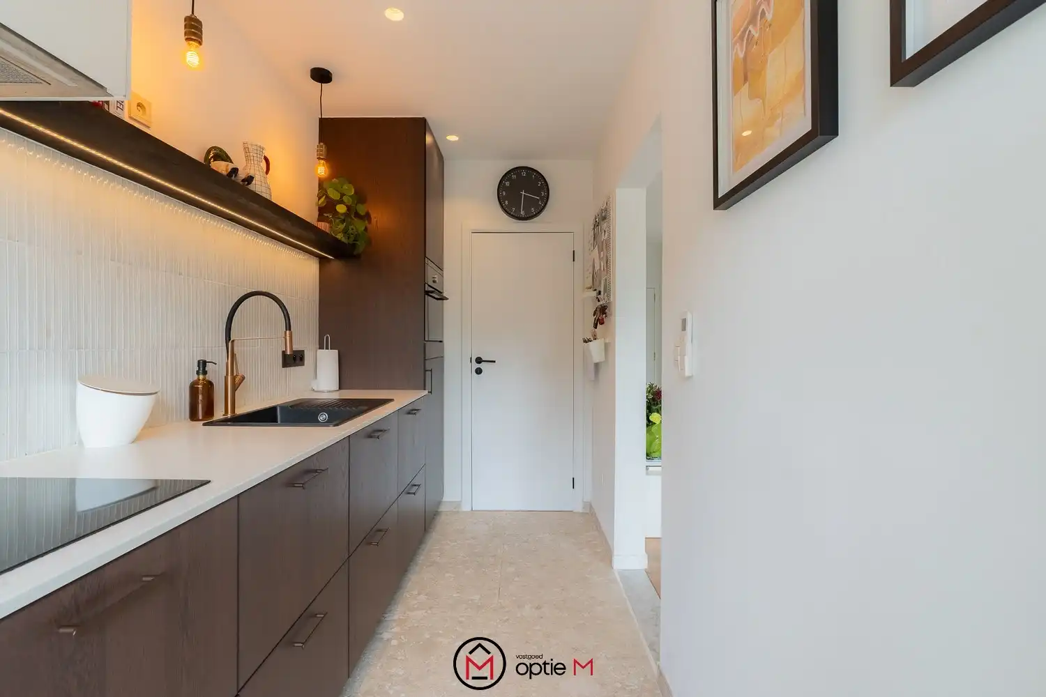 Ruim (102 m2) energiezuinig appartement inclusief garage te koop in Hasselt foto 6