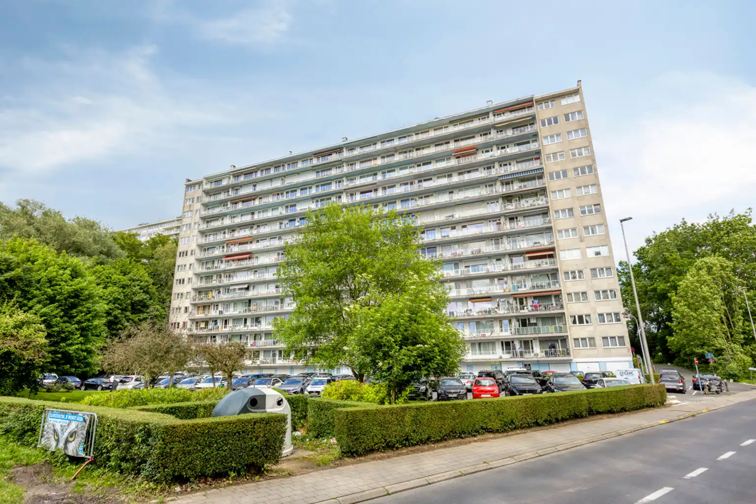 Hoofdfoto van de publicatie: Lichtrijk appartement met open zicht, op te frissen