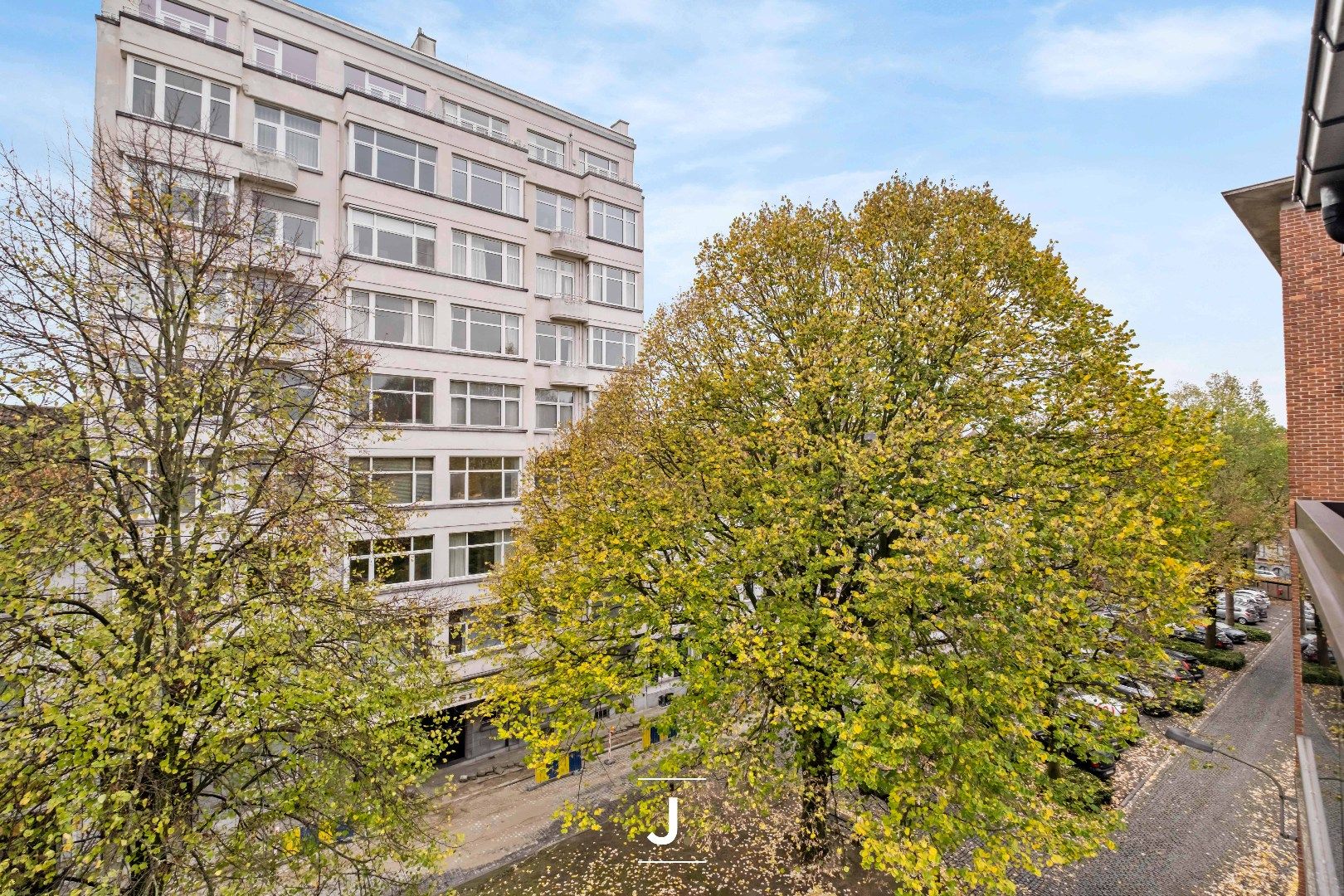 Gezellig en lichtrijk appartement te huur in hartje Kortrijk! foto 16
