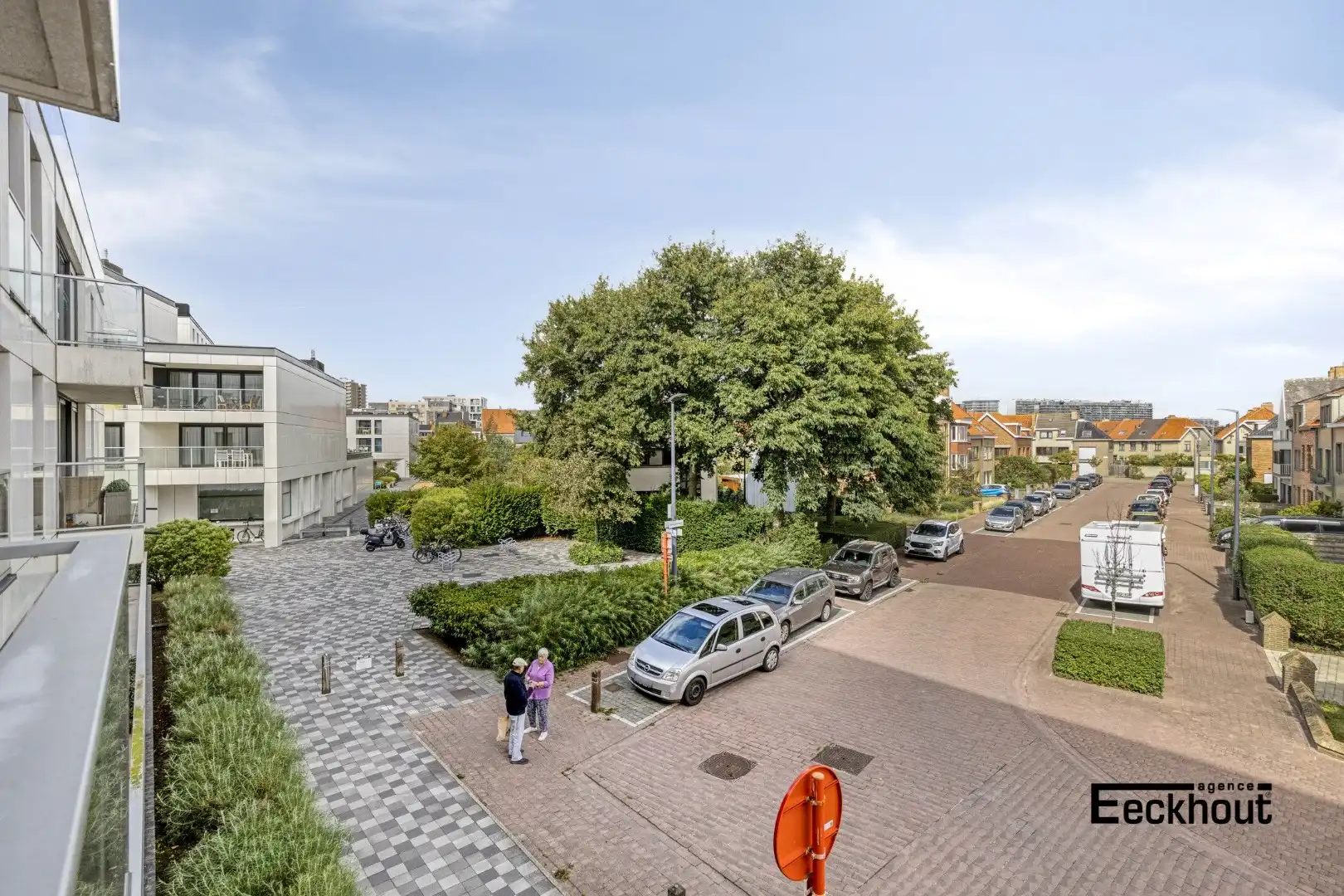 Instapklaar appartement in recente residentie nabij het strand te Mariakerke! foto 8