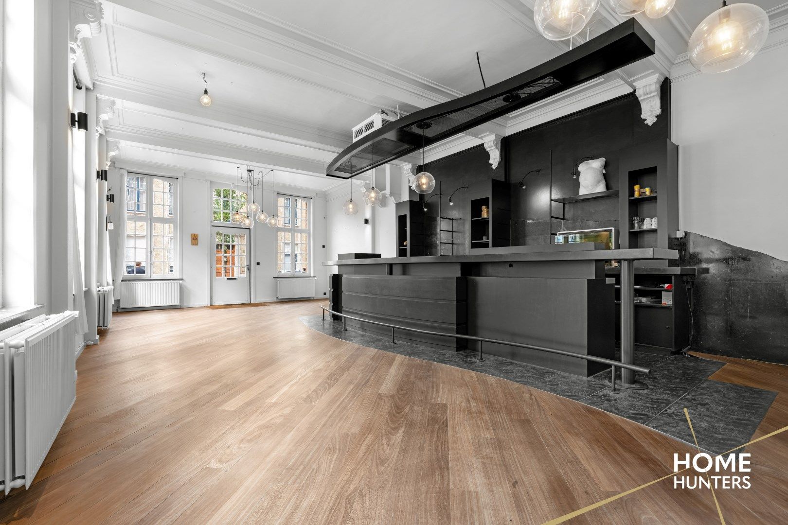 Unieke herenwoning in het centrum van Ieper – wonen en/of ondernemen foto 2