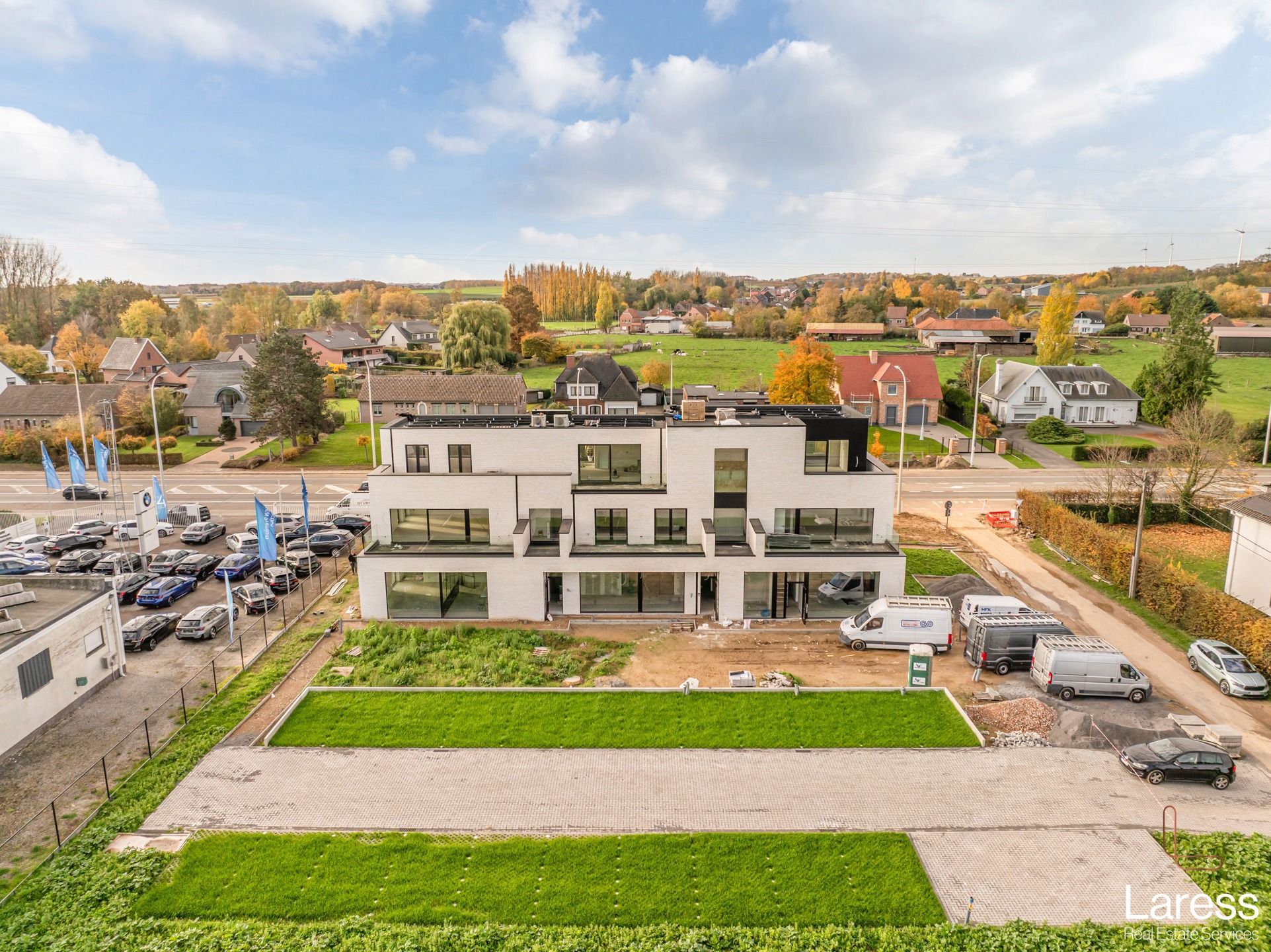 Appartement te koop foto {{pictureIndex}}