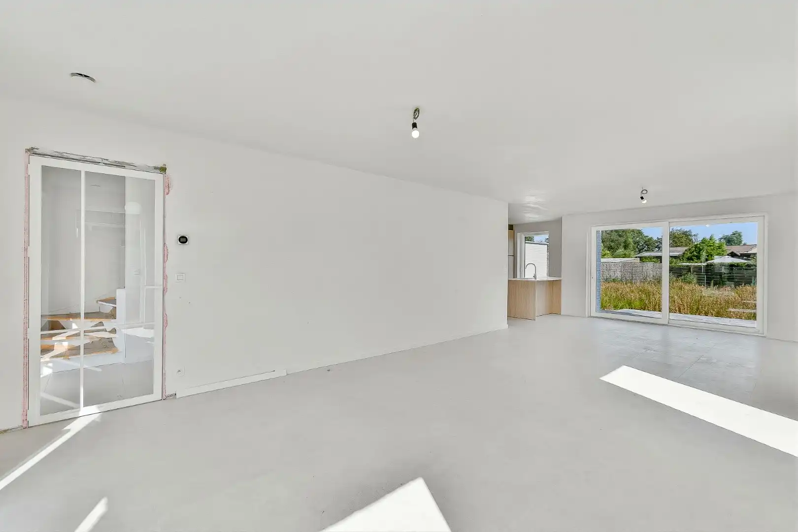 Gezinswoning met drie slaapkamers op goeie locatie foto 4