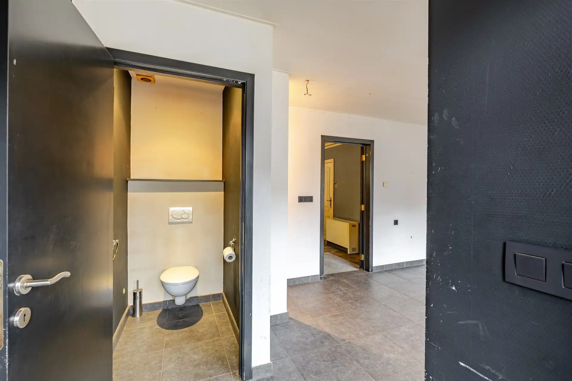 Te renoveren woning met ruimte voor achtertuin foto 6