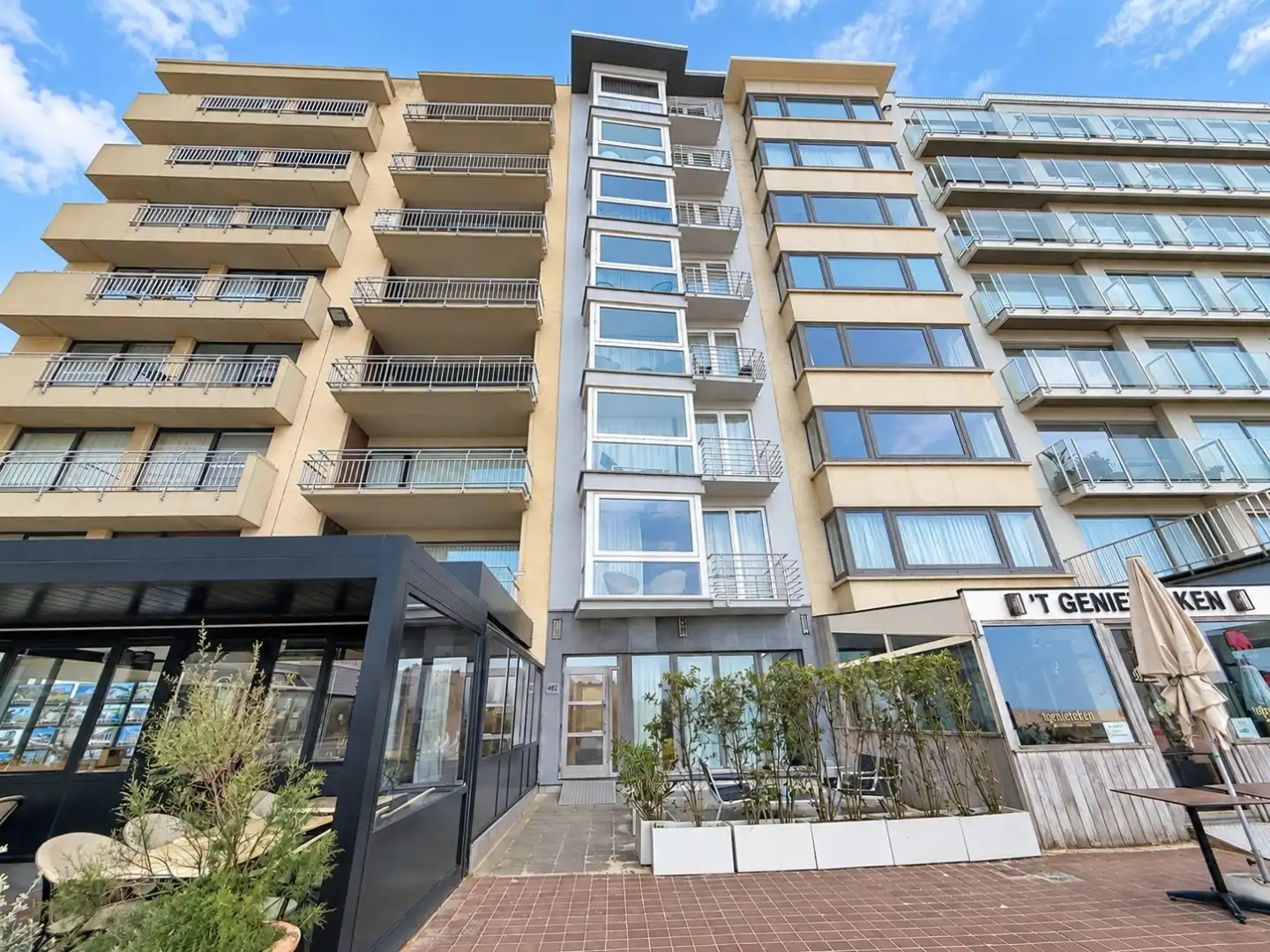 Luxueus gerenoveerd appartement met 3 slaapkamers en frontaal zeezicht te Oostduinkerke foto 13