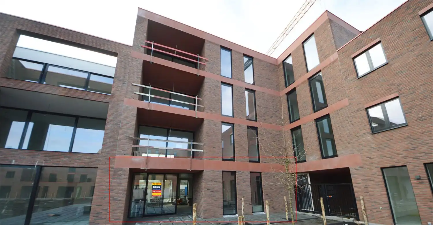 NIEUWBOUW (F.02) MULTIFUNCTIONEEL GELIJKVLOERS PIER KORNEL NABIJ KINE, ARCHITECT, SOEPBAR EN ADVOCAAT foto 5