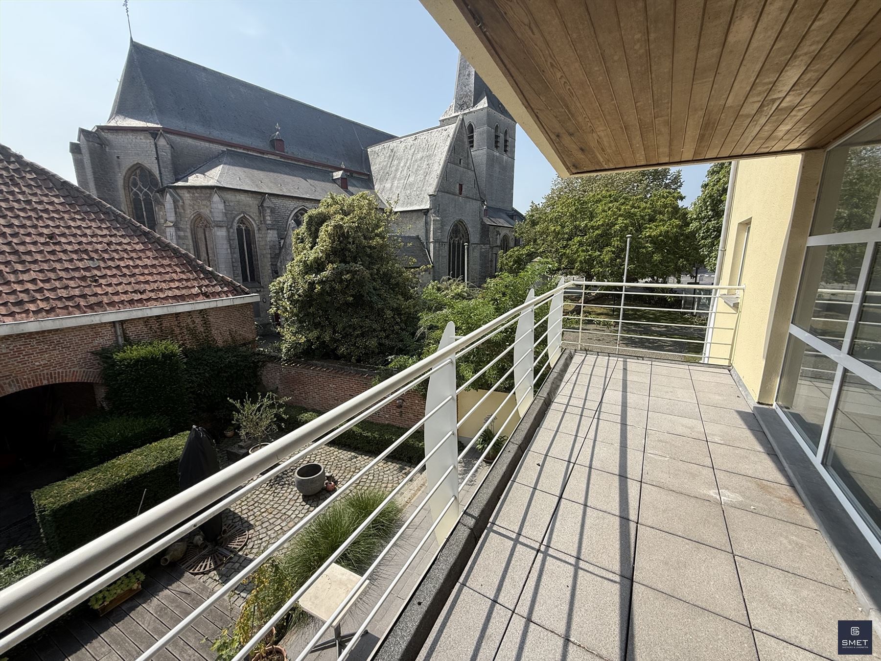 OPBRENGSTEIGENDOM MET 3 APPT EN 3 GAR foto 12