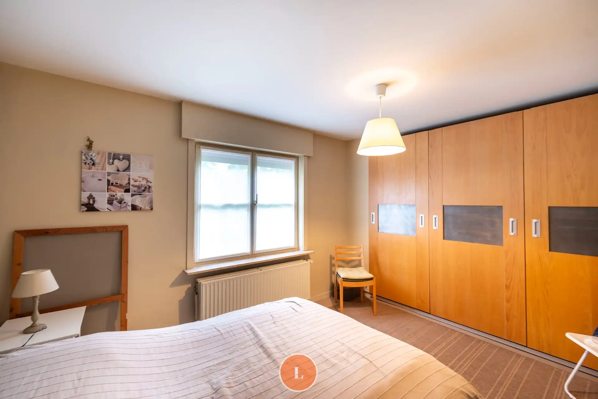 Alleenstaande woning in groene residentiële wijk foto 15