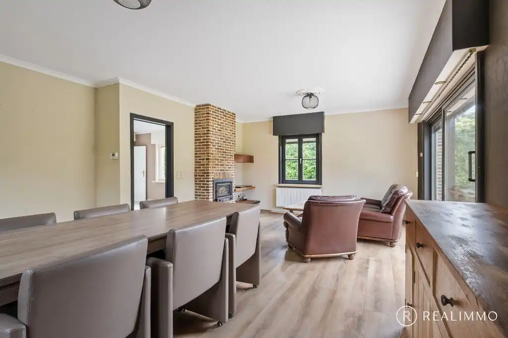 Alleenstaande woning met 4 slaapkamers te Outrijve foto 4