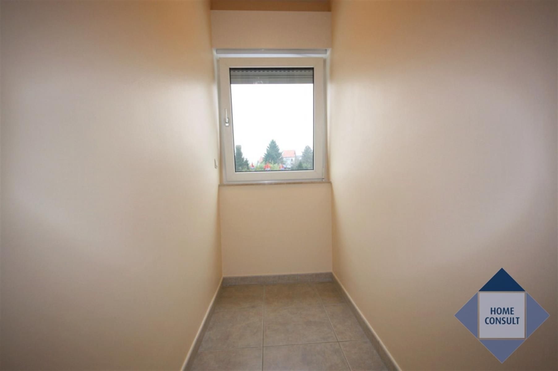 Appartement te huur foto 12