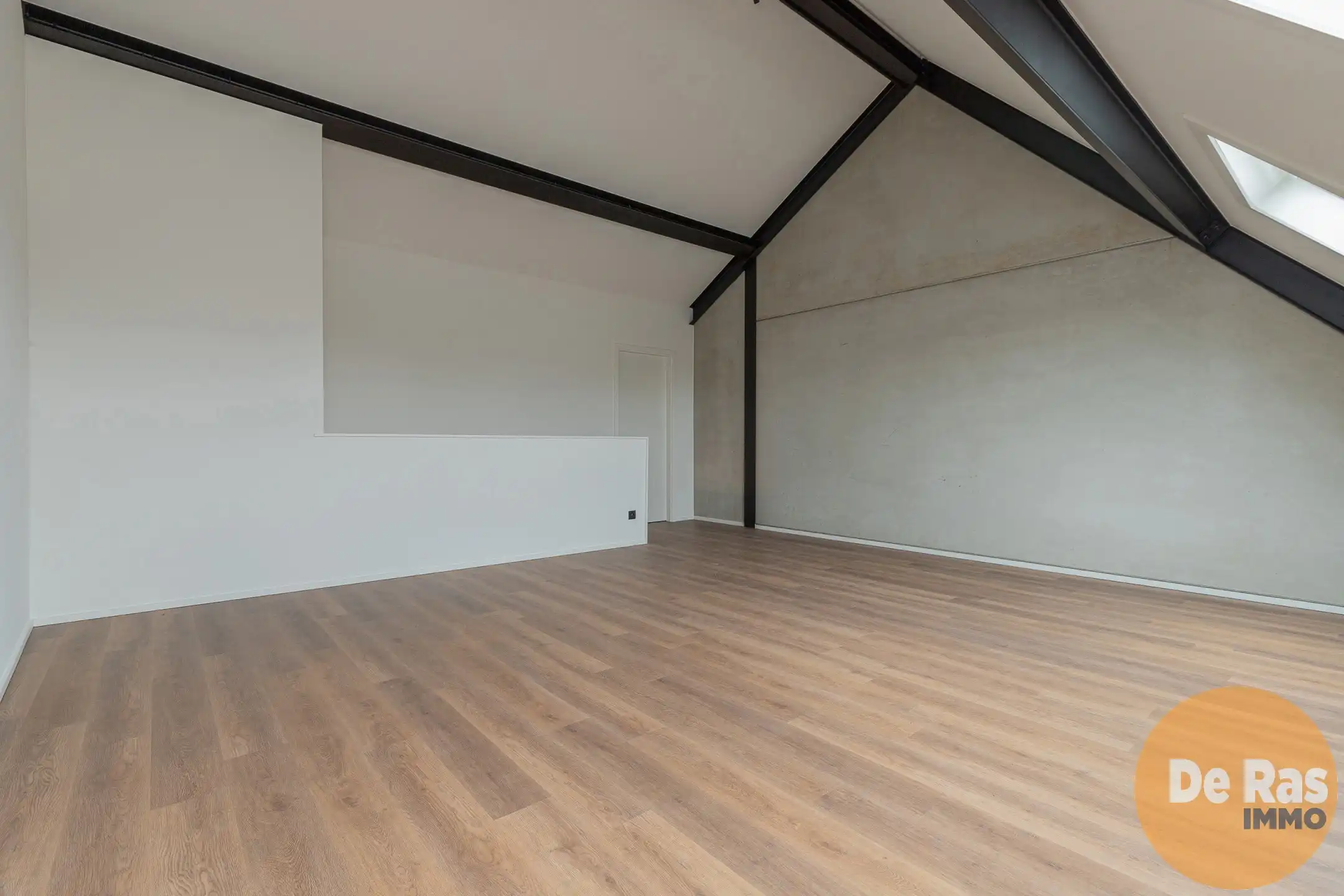 VLIERZELE - Nieuwbouwwoning in moderne betonarchitectuur foto 18